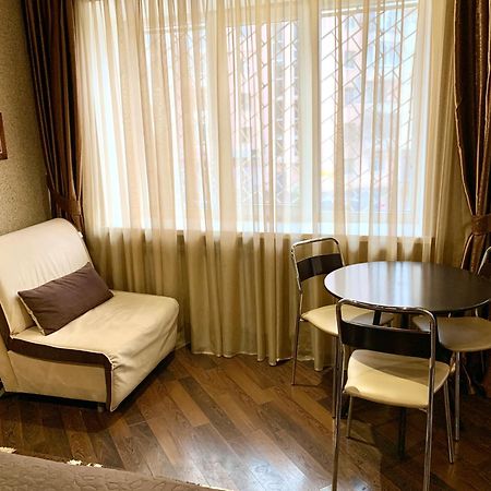 Apartment In Kharkiv , Prospect Nauki 19A Dış mekan fotoğraf